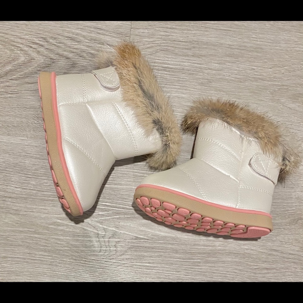 Toddler furry boots
